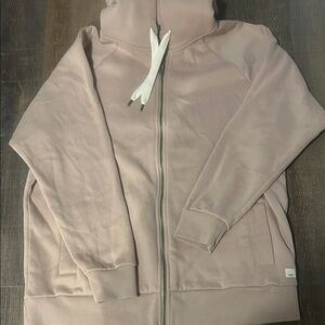 Vuori Restore Hoodie NWOT Large in Dogwood